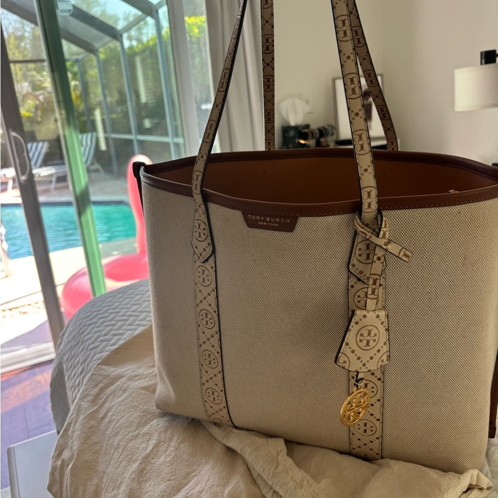 Tory Burch Perry Tote